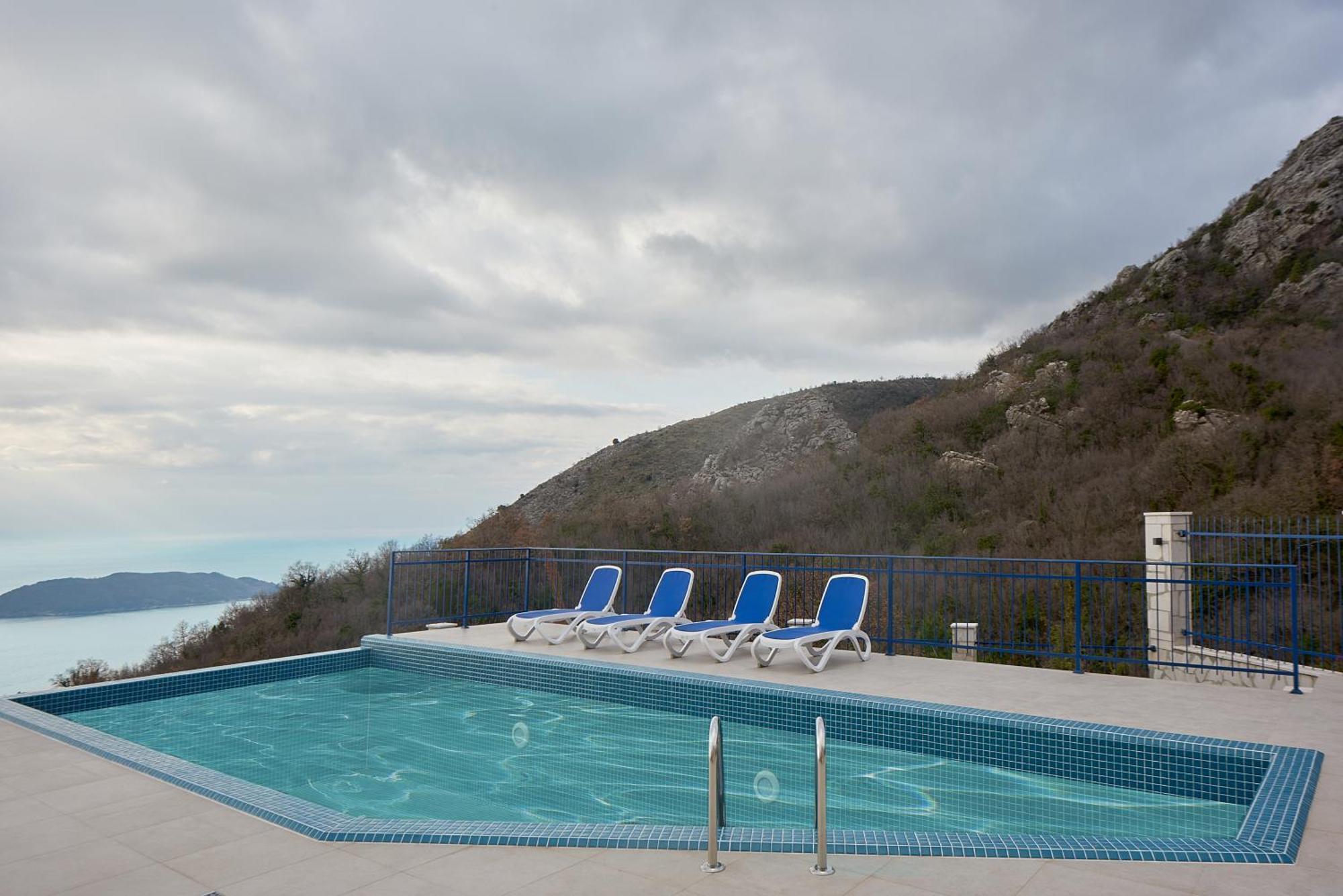 Sunbreeze Delux Vilas Budva Extérieur photo